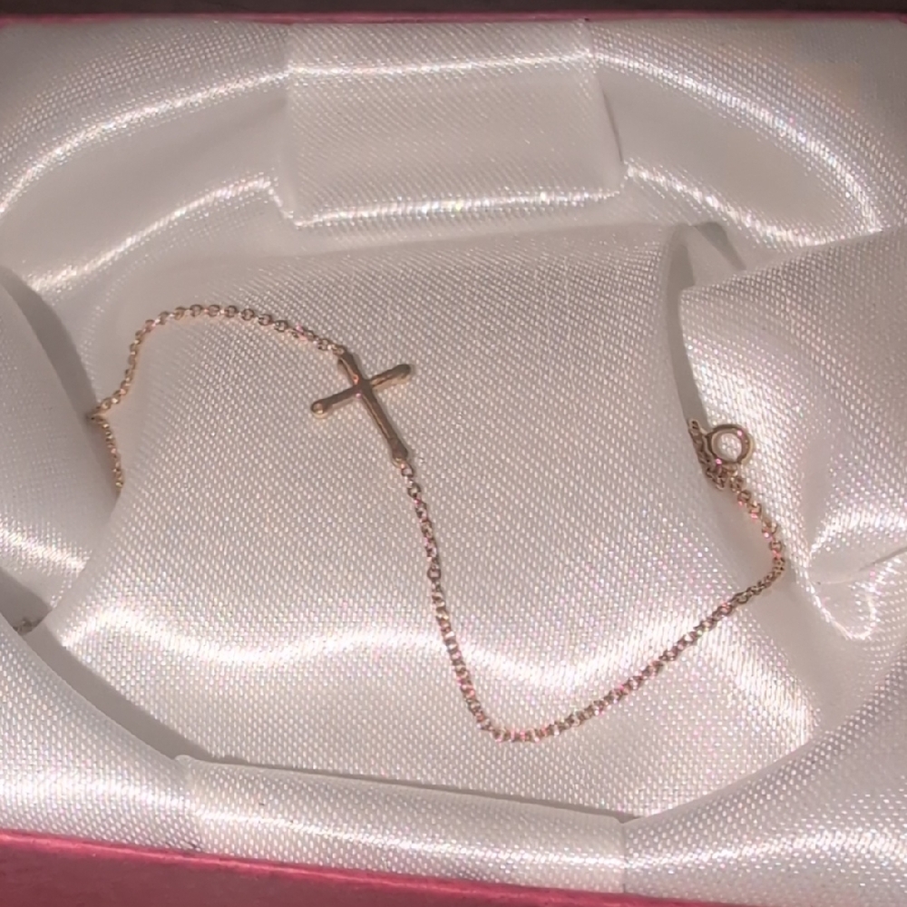 Sundance 10 K Gold Dainty Cross Bracelet